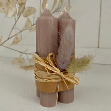 Lade das Bild in den Galerie-Viewer, 4er Set Stabkerzen (taupe)