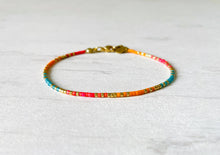 Lade das Bild in den Galerie-Viewer, Perlen-Armband pink | orange | türkis | gold