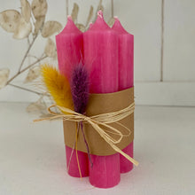 Lade das Bild in den Galerie-Viewer, 4er Set Stabkerzen (pink)