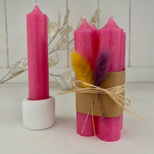 Lade das Bild in den Galerie-Viewer, 4er Set Stabkerzen (pink)