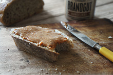 Lade das Bild in den Galerie-Viewer, Brandgut Aufstrich CASHJUHU!