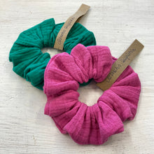 Lade das Bild in den Galerie-Viewer, Scrunchies/Haargummis 2er Set