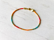 Lade das Bild in den Galerie-Viewer, Perlen-Armband pink | orange | türkis | gold