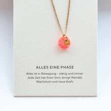 Lade das Bild in den Galerie-Viewer, Kette ALLES EINE PHASE - neon
